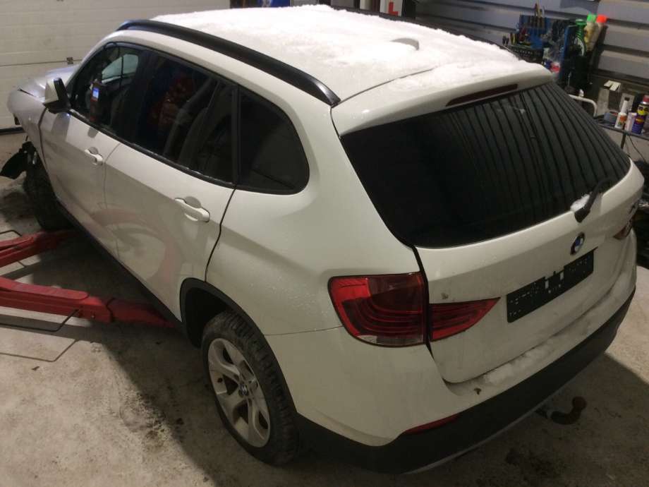 BMW X1 2009-2015 (E84) (E84), Motorkode: N47-D20C, Girkassekode: 