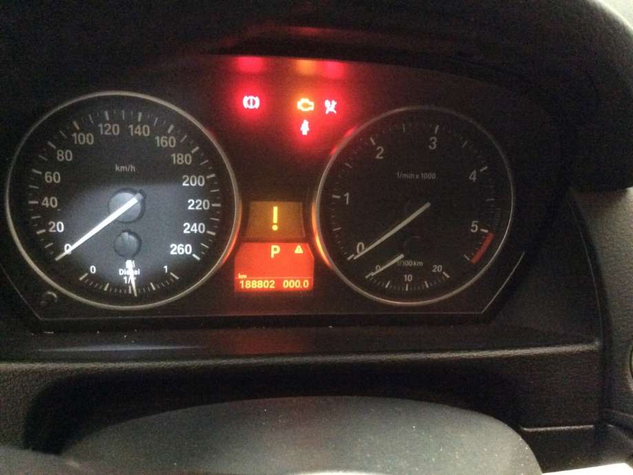 BMW X1 2009-2015 (E84) (E84), Motorkode: N47-D20C, Girkassekode: 