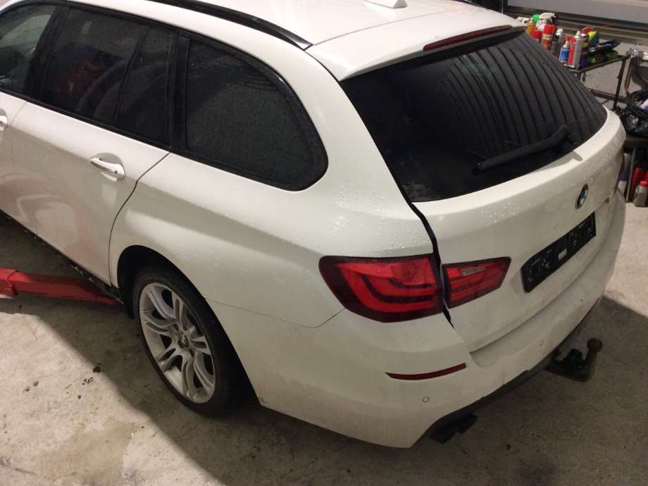 BMW 5-Serie 2010-2017 (F10/F11) (F10/F11), Motorkode: N47-D20C, Girkassekode: 
