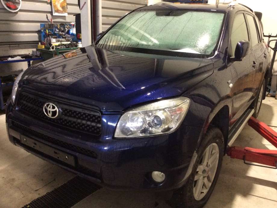 Toyota RAV4 2006-2009 (Type III, Fase 1) , Motorkode: 2AD-FTV, Girkassekode: