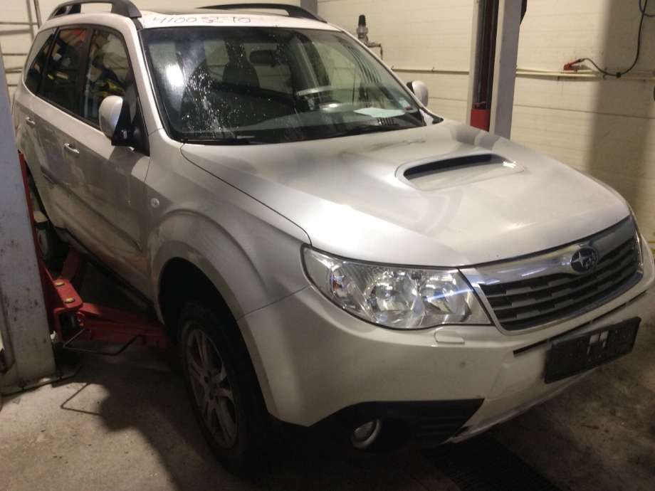 Subaru Forester 2008-2013 (Type III) , Motorkode: EE20, Girkassekode: