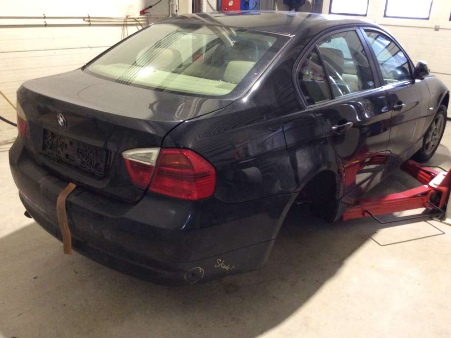 BMW 3-Serie 2005-2011 (E90/E91/E92/E93) (E90/E91/E92/E93), Motorkode: M47-TU2D20, Girkassekode: 
