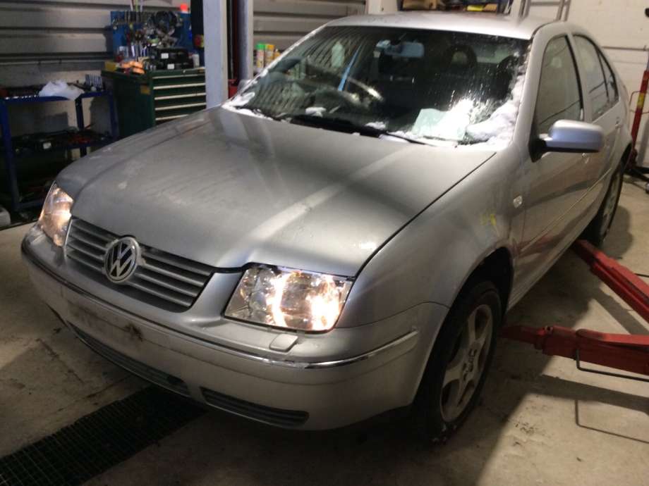 VW Bora 1999-2005 , Motorkode: ATD, Girkassekode: 