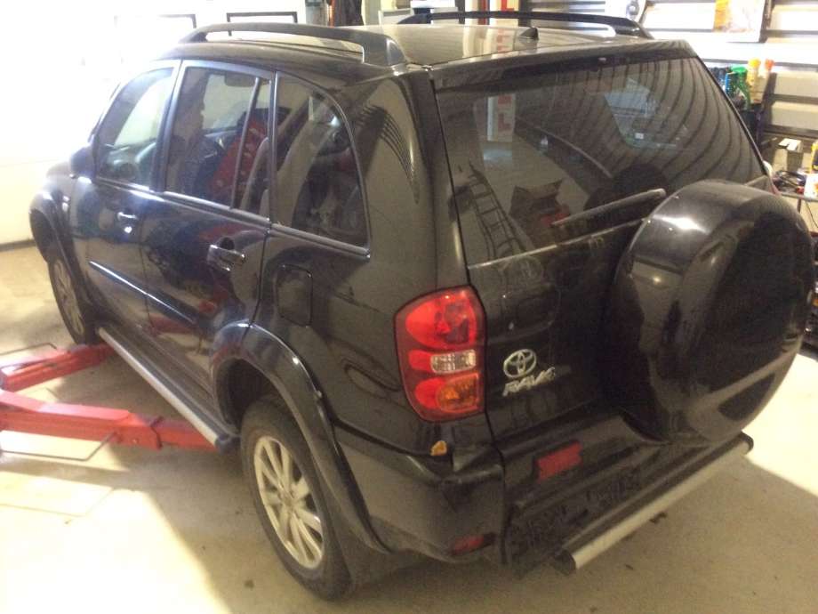 Toyota RAV4 2000-2006 (Type II) , Motorkode: 1AZ-FE, Girkassekode: 