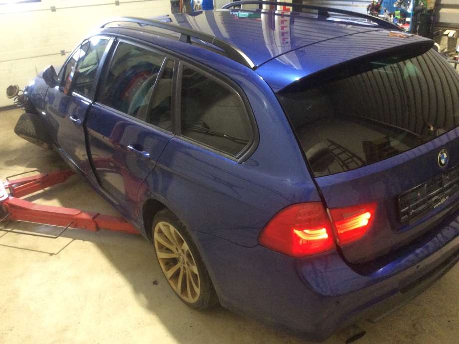 BMW 3-Serie 2005-2011 (E90/E91/E92/E93) (E90/E91/E92/E93), Motorkode: N47-D20C, Girkassekode: 