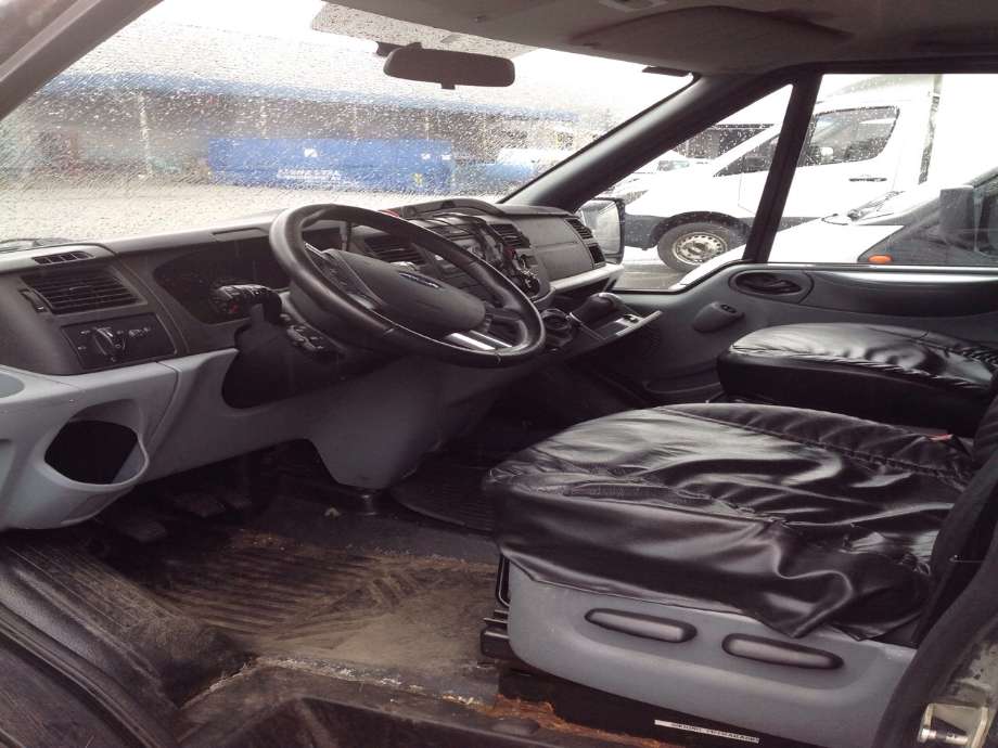 Ford Transit 2006-2013 , Motorkode: QWFA, Girkassekode: 