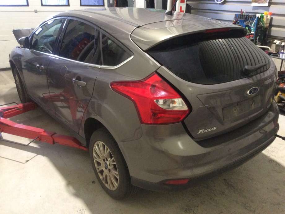 Ford Focus 2011-2014 (Type III, Fase 1) , Motorkode: M1DA, Girkassekode: 