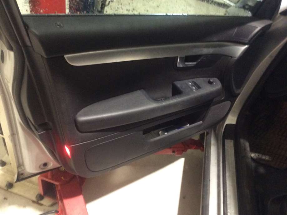 Audi A4 2001-2004 (Type II) (B6) (B6), Motorkode: BFB, Girkassekode: 