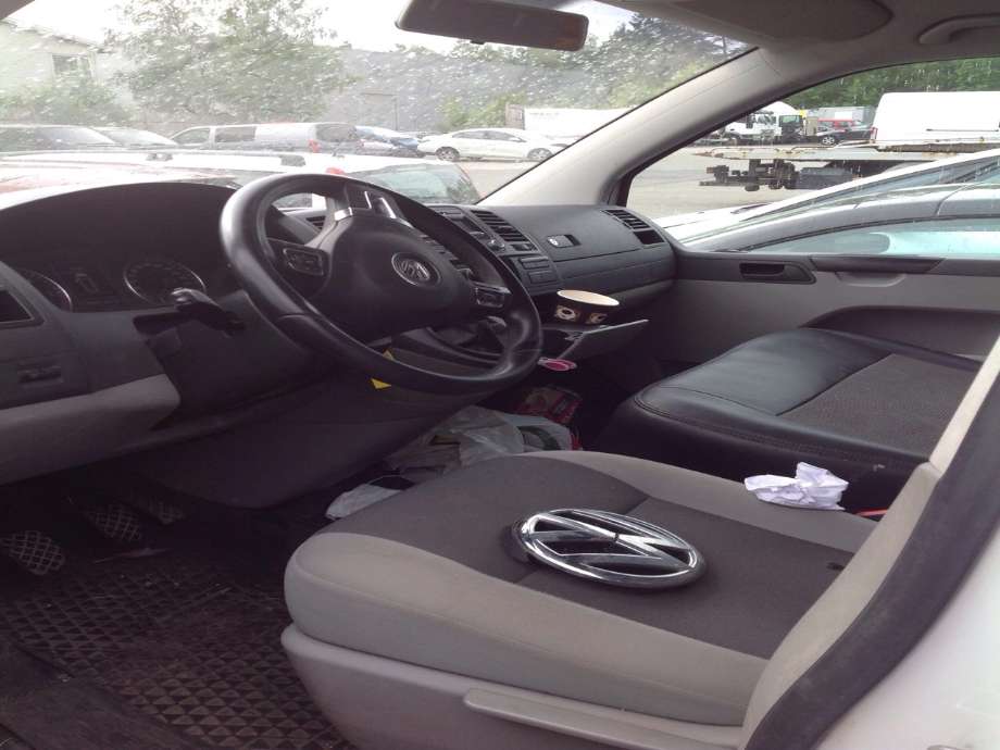 VW Transporter / Caravelle 2009-2015 (Fase 2) (T5) (T5), Motorkode: CAAC;CCHA, Girkassekode: 