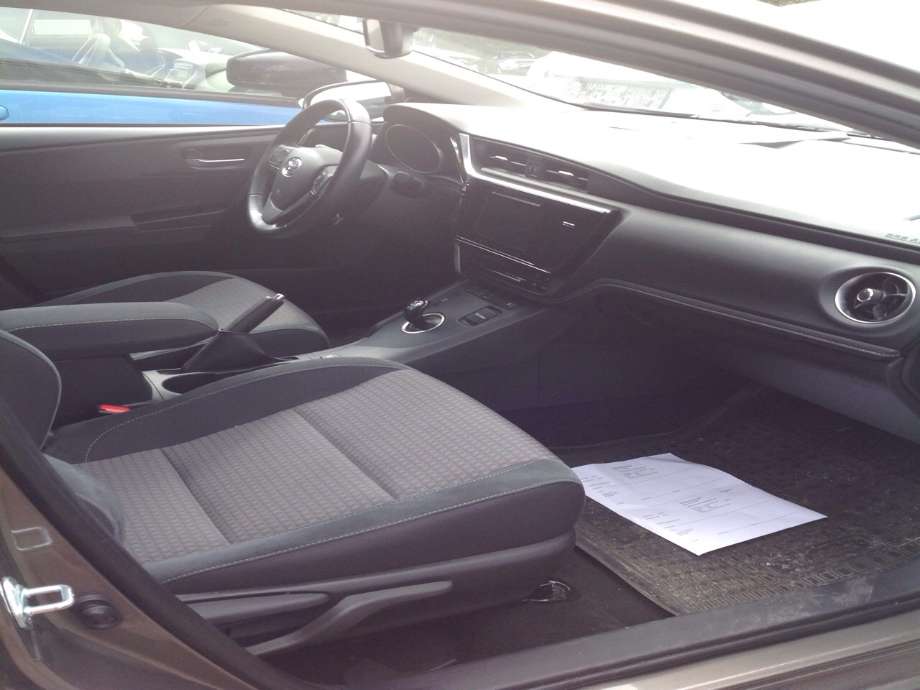 Toyota Auris 2015-2019 (Type II, Fase 2) , Motorkode: 2ZR-FXE, Girkassekode: 