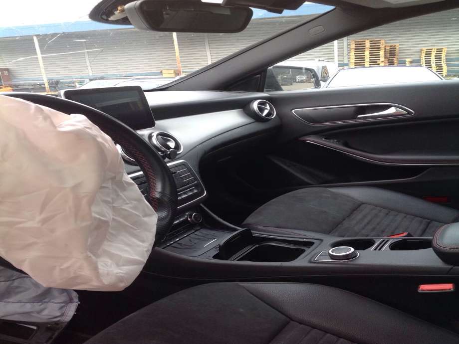 Mercedes CLA 2013-2019 (C117) (C117), Motorkode: M270.910, Girkassekode: 