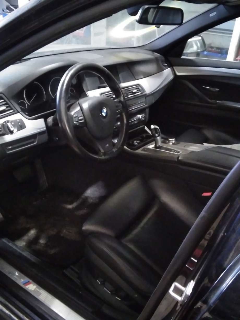 BMW 5-Serie 2010-2017 (F10/F11) (F10/F11), Motorkode: N57-D30A, Girkassekode: 