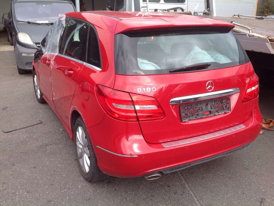 Mercedes B-Klasse 2011-2018 (W246) (W246), Motorkode: M270.910, Girkassekode: 