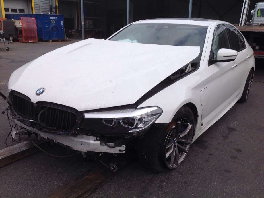 BMW 5-Serie 2017-->> (G30/G31) (G30/G31), Motorkode: B48-B20B, Girkassekode: 