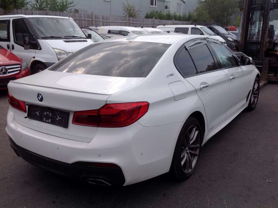BMW 5-Serie 2017-->> (G30/G31) (G30/G31), Motorkode: B48-B20B, Girkassekode: 