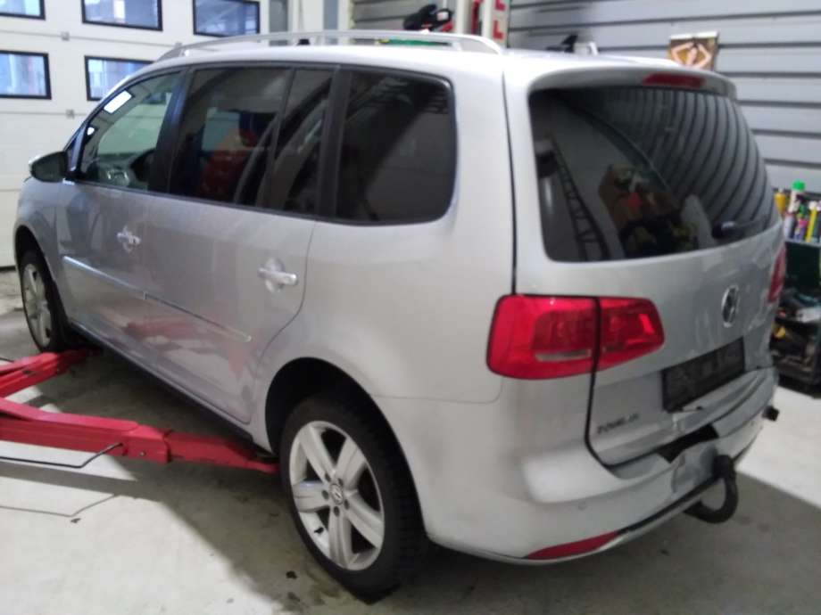 VW Touran 2010-2015 (Type I, Fase 3) , Motorkode: CFJA, Girkassekode: 