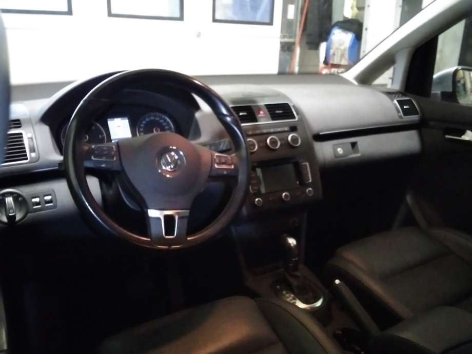 VW Touran 2010-2015 (Type I, Fase 3) , Motorkode: CFJA, Girkassekode: 
