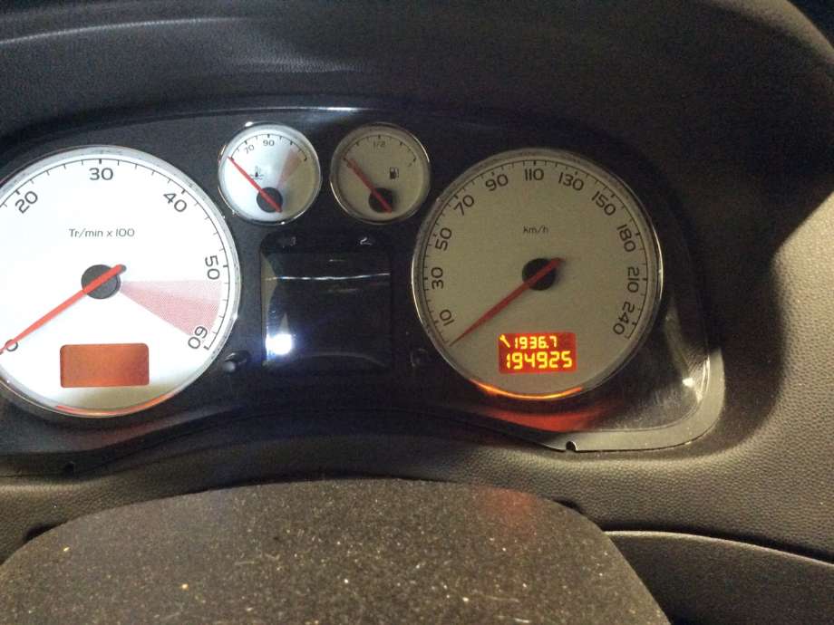 Peugeot 307 2005-2008 (Fase 2) , Motorkode: 9HV;9HX, Girkassekode: 