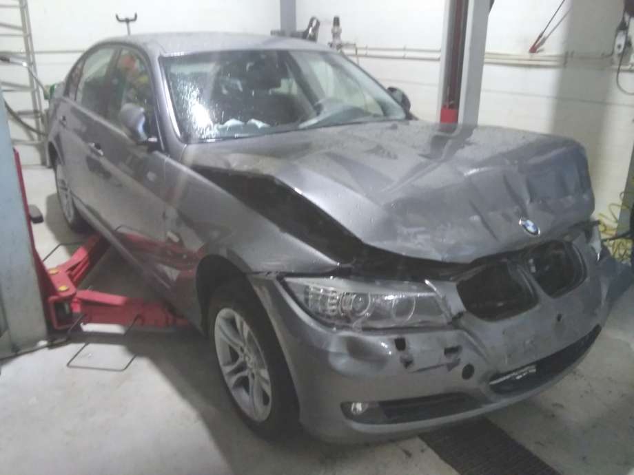 BMW 3-Serie 2005-2011 (E90/E91/E92/E93) (E90/E91/E92/E93), Motorkode: N47-D20C, Girkassekode: 