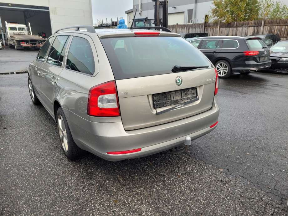 Škoda Octavia 2009-2013 (Type II, Fase 2) , Motorkode: CAYC, Girkassekode: 