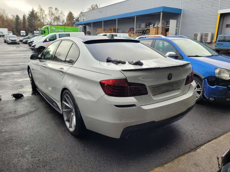 BMW 5-Serie 2010-2017 (F10/F11) (F10/F11), Motorkode: B47-D20A, Girkassekode: 