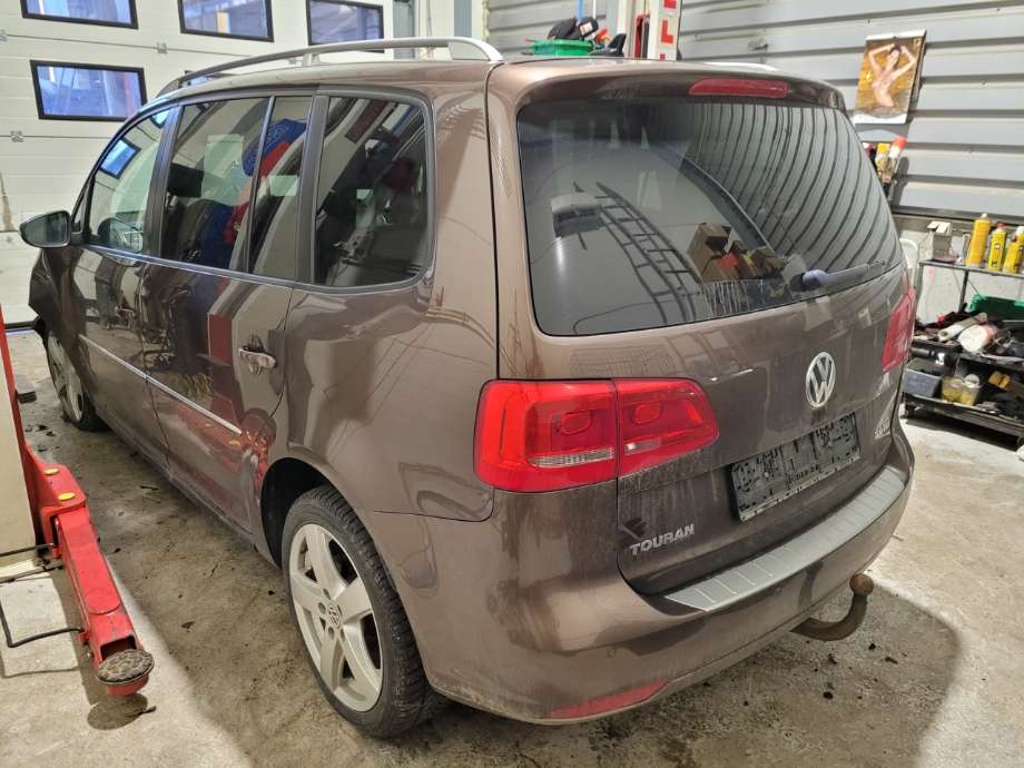 VW Touran 2010-2015 (Type I, Fase 3) , Motorkode: CAYC, Girkassekode: 