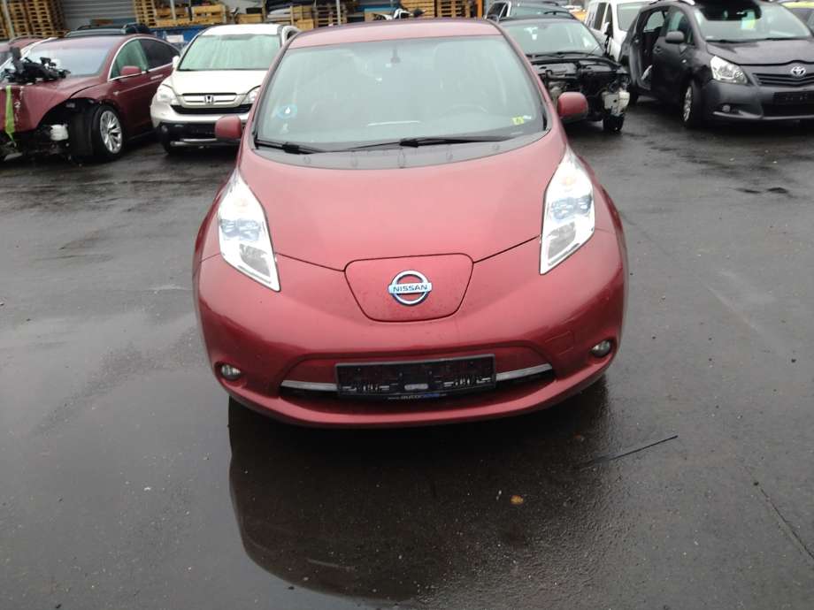 Nissan Leaf 2011-2017 (Type I) , Motorkode: EM61, Girkassekode: 