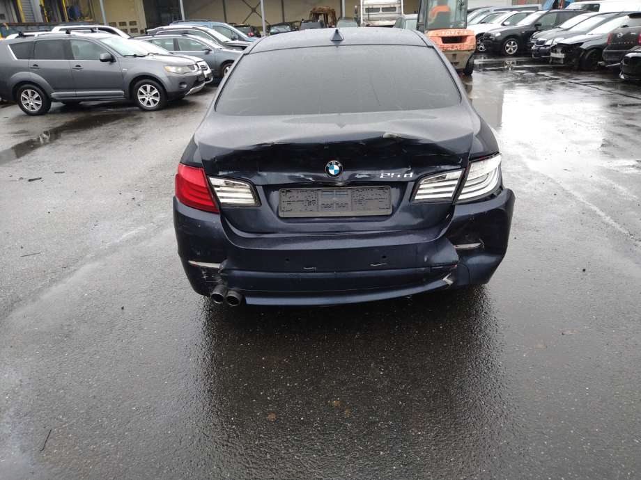 BMW 5-Serie 2010-2017 (F10/F11) (F10/F11), Motorkode: N57-D30A, Girkassekode: