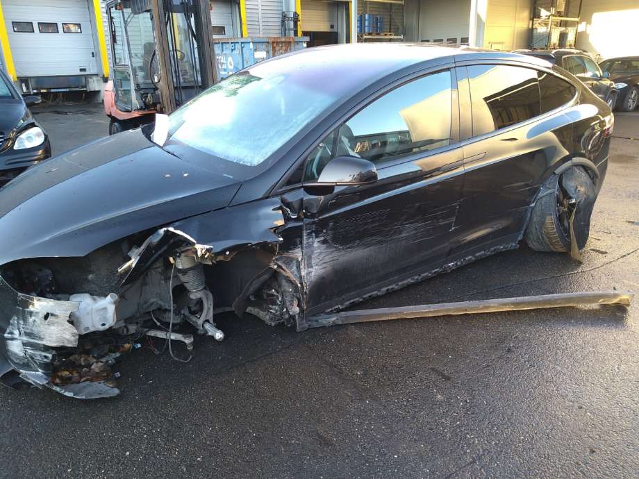 Tesla Model X 2016-->> , Motorkode: L2S, Girkassekode: 