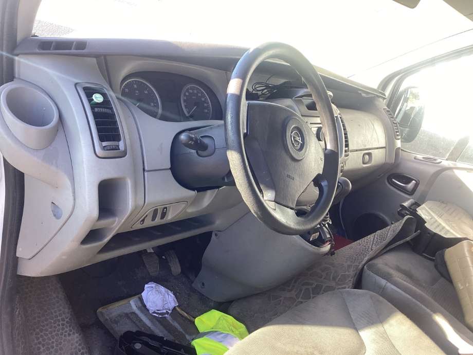 Opel Vivaro A 2006-2014 , Motorkode: M9R-780;M9R-781, Girkassekode: 