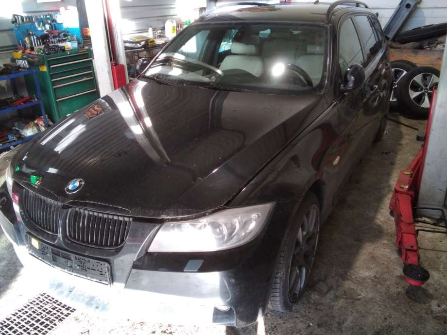 BMW 3-Serie 2005-2011 (E90/E91/E92/E93) (E90/E91/E92/E93), Motorkode: N43-B20A, Girkassekode: 
