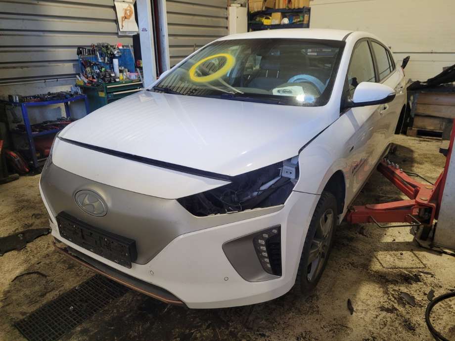 Hyundai Ioniq Electric 2016-2019 (Fase 1) , Motorkode: EM09, Girkassekode: 