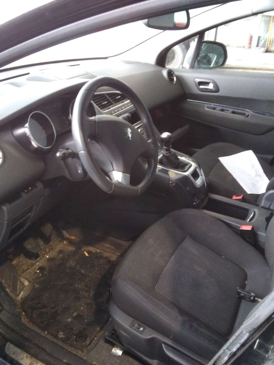 Peugeot 5008 2010-2017 (Type I) , Motorkode: 1.6 HDI 9HR;9HR, Girkassekode: 