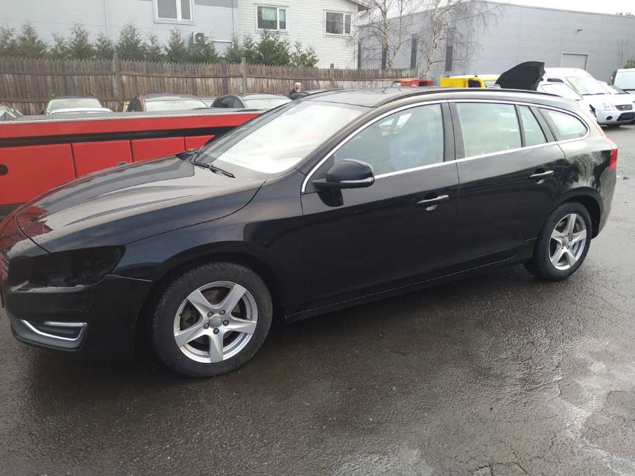 Volvo V60/V60 CC 2013-2018 (Type I, Fase 2) , Motorkode: D2 1.6 D4162T AUT;D4162T, Girkassekode: 