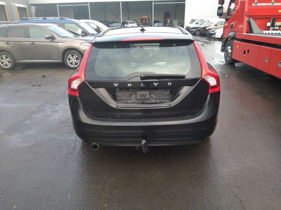 Volvo V60/V60 CC 2013-2018 (Type I, Fase 2) , Motorkode: D2 1.6 D4162T AUT;D4162T, Girkassekode: 