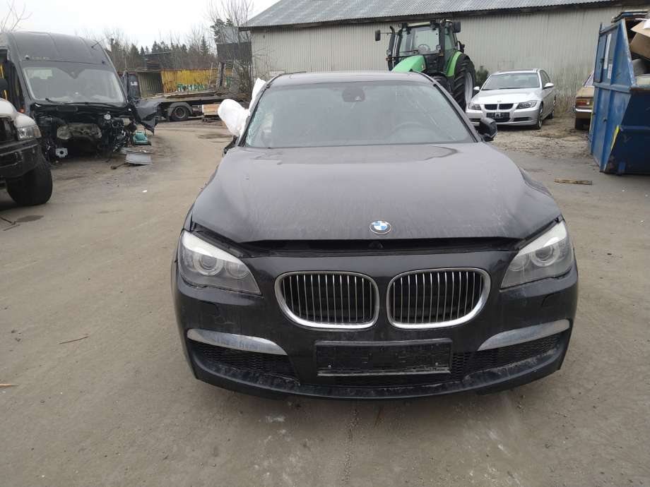 BMW 7-Serie 2009-2015 (F01/F02/F03/F04) (F01/F02/F03/F04), Motorkode: 740d N57-D30B;N57-D30B, Girkassekode: 