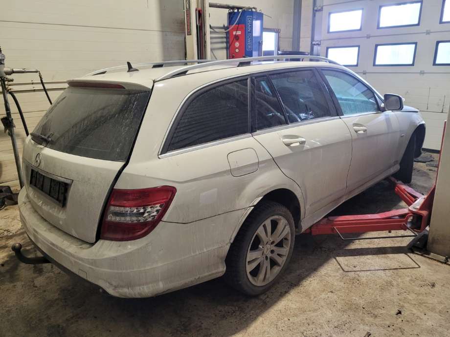 Mercedes C-Klasse 2007-2011 (Fase 1) (W204) (W204), Motorkode: 200 OM646.811;OM646.811, Girkassekode: 