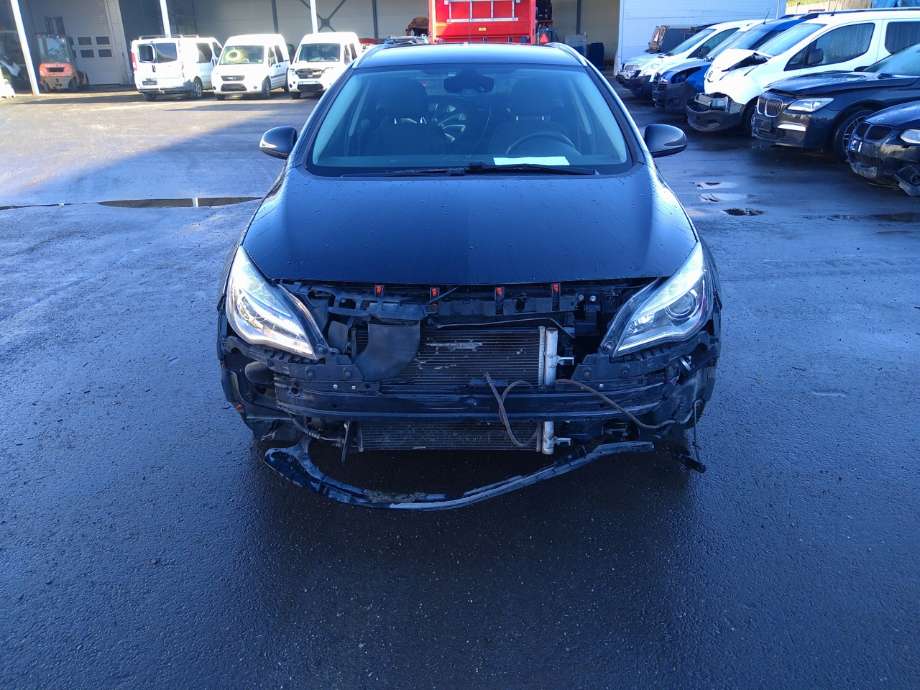 Opel Astra J 2010-2015 , Motorkode: 1.7 CDTI A17DTJ;A17DTJ, Girkassekode: 