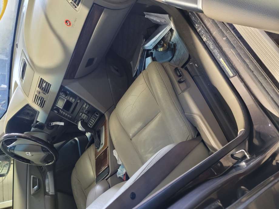 Volvo XC90 2002-2006 (Type I, Fase 1) , Motorkode: D5 2.4 D5244T;D5244T, Girkassekode: 