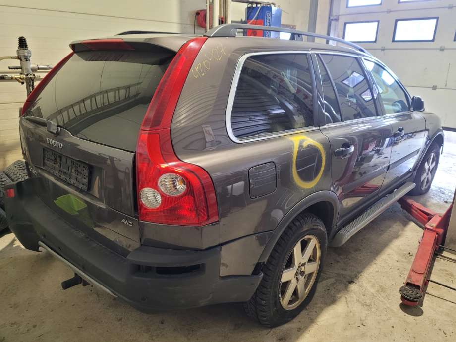 Volvo XC90 2002-2006 (Type I, Fase 1) , Motorkode: D5 2.4 D5244T;D5244T, Girkassekode: 