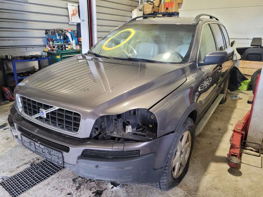 Volvo XC90 2002-2006 (Type I, Fase 1) , Motorkode: D5 2.4 D5244T;D5244T, Girkassekode: 