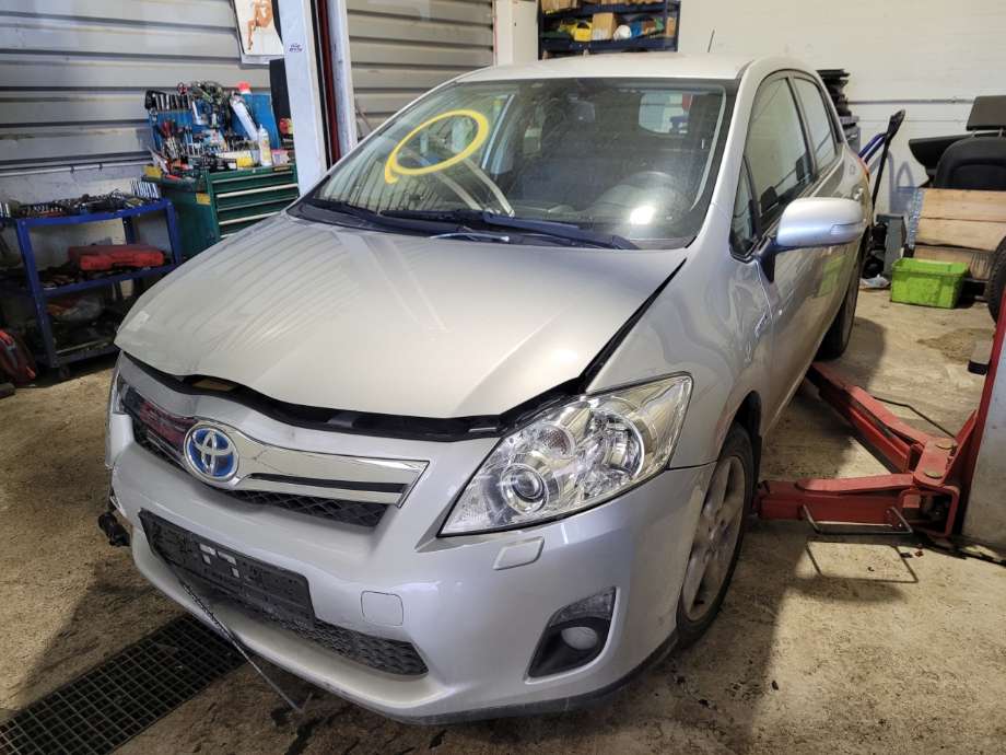 Toyota Auris 2010-2012 (Type I, Fase 2) , Motorkode: 1.8 2ZR-FXE;2ZR-FXE, Girkassekode: 