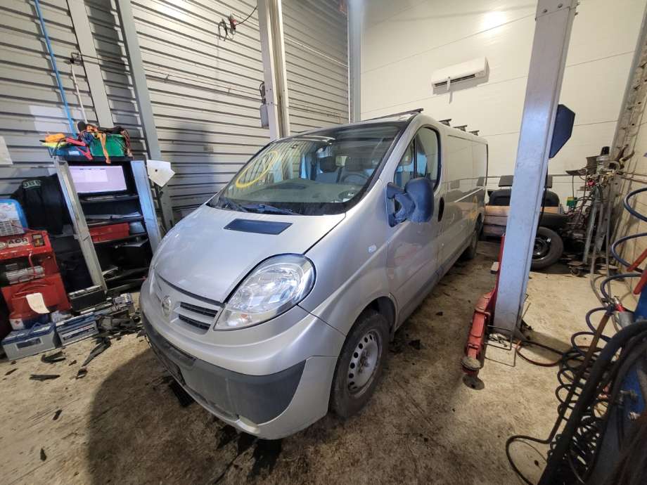 Nissan Primastar 2006-2014 , Motorkode: M9R, Girkassekode: