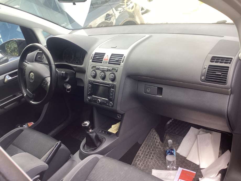 VW Touran 2007-2010 (Type I, Fase 2) , Motorkode: BLS, Girkassekode: 
