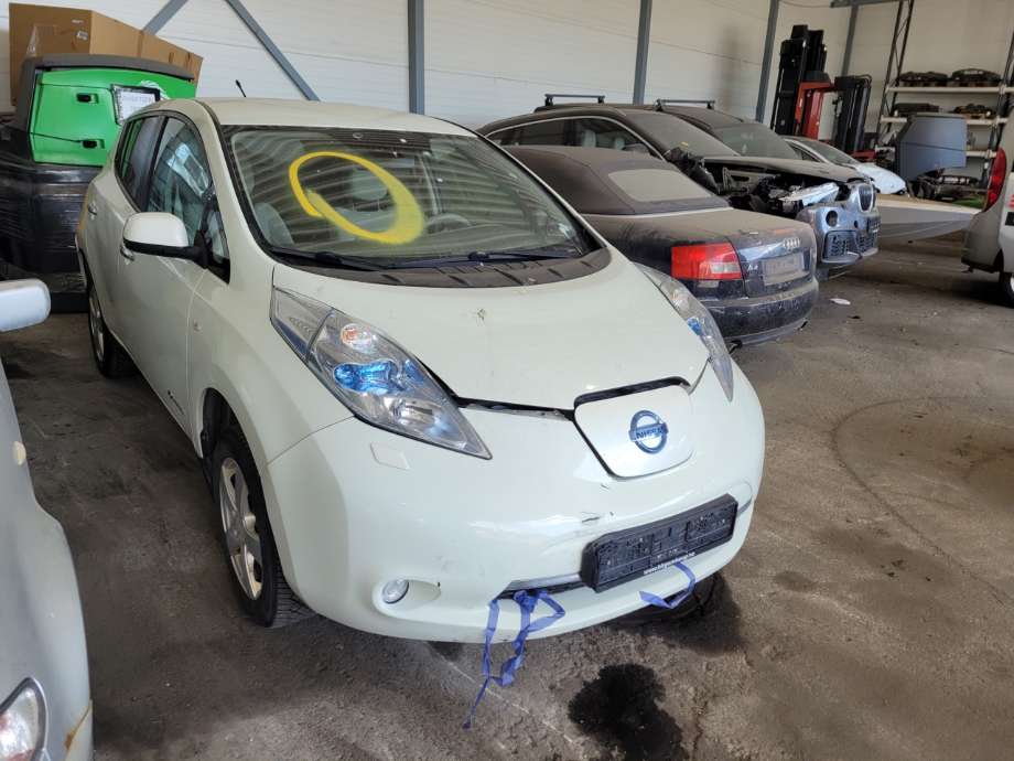 Nissan Leaf 2011-2017 (Type I) , Motorkode: EM61, Girkassekode: 