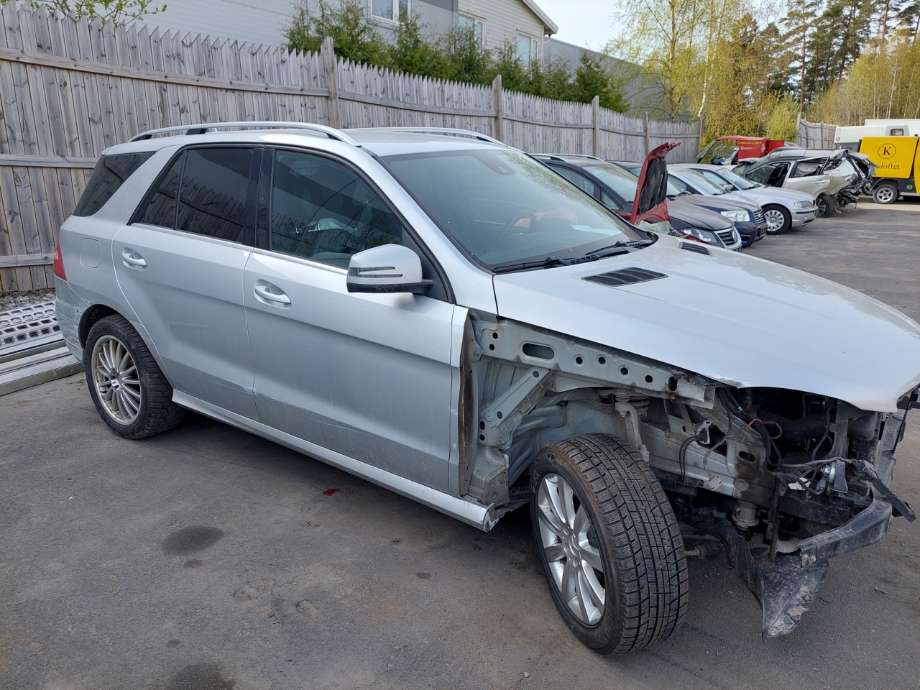 Mercedes ML 2011-2015 (Fase 1) (W166) (W166), Motorkode: OM651.960, Girkassekode: 