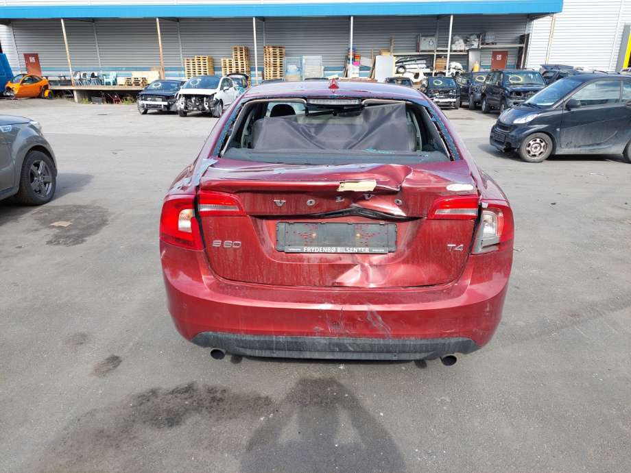 Volvo S60 2010-2014 (Type II, Fase 1) , Motorkode: B4164T;T4 B4164T, Girkassekode: 