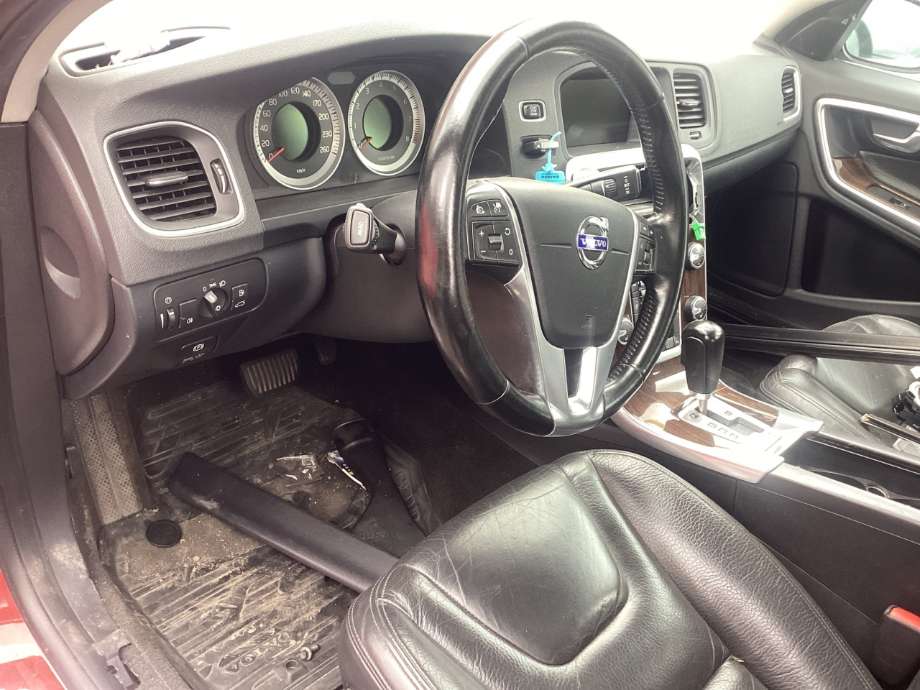 Volvo S60 2010-2014 (Type II, Fase 1) , Motorkode: B4164T;T4 B4164T, Girkassekode: 