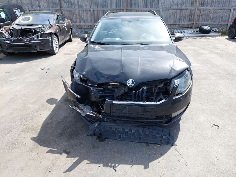 Škoda Octavia 2013-2016 (Type III, Fase 1) , Motorkode: CLHA, Girkassekode: 