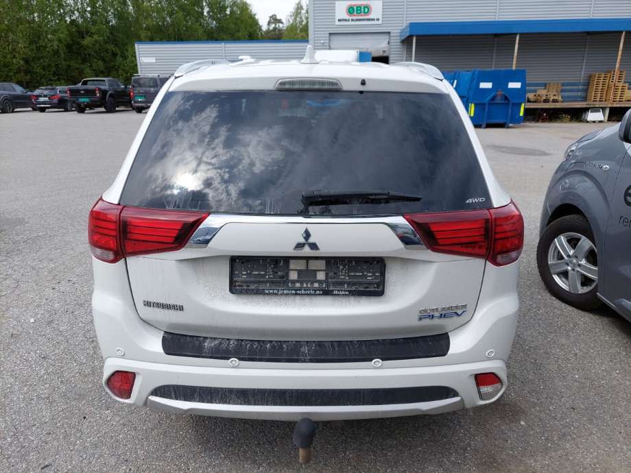 Mitsubishi Outlander 2015-->> (Type III, Fase 2) , Motorkode: 4B11, Girkassekode: 